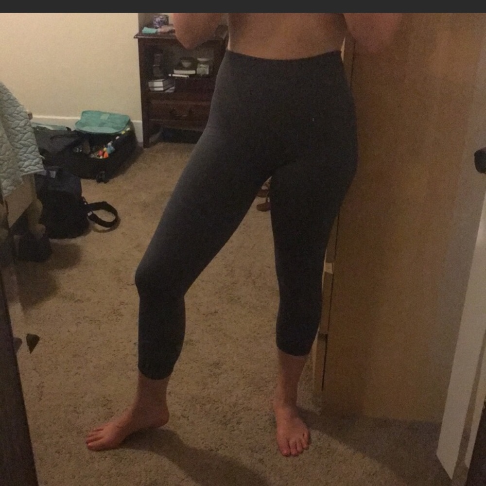 Lululemon athletica crops